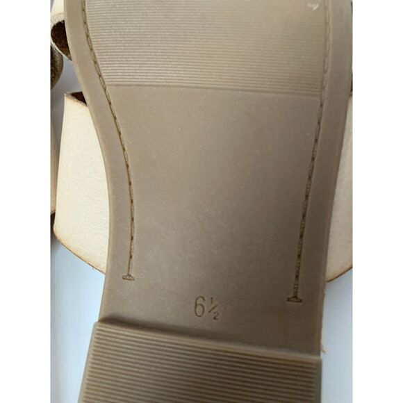 Old Navy Sandal - Picture 5 of 9